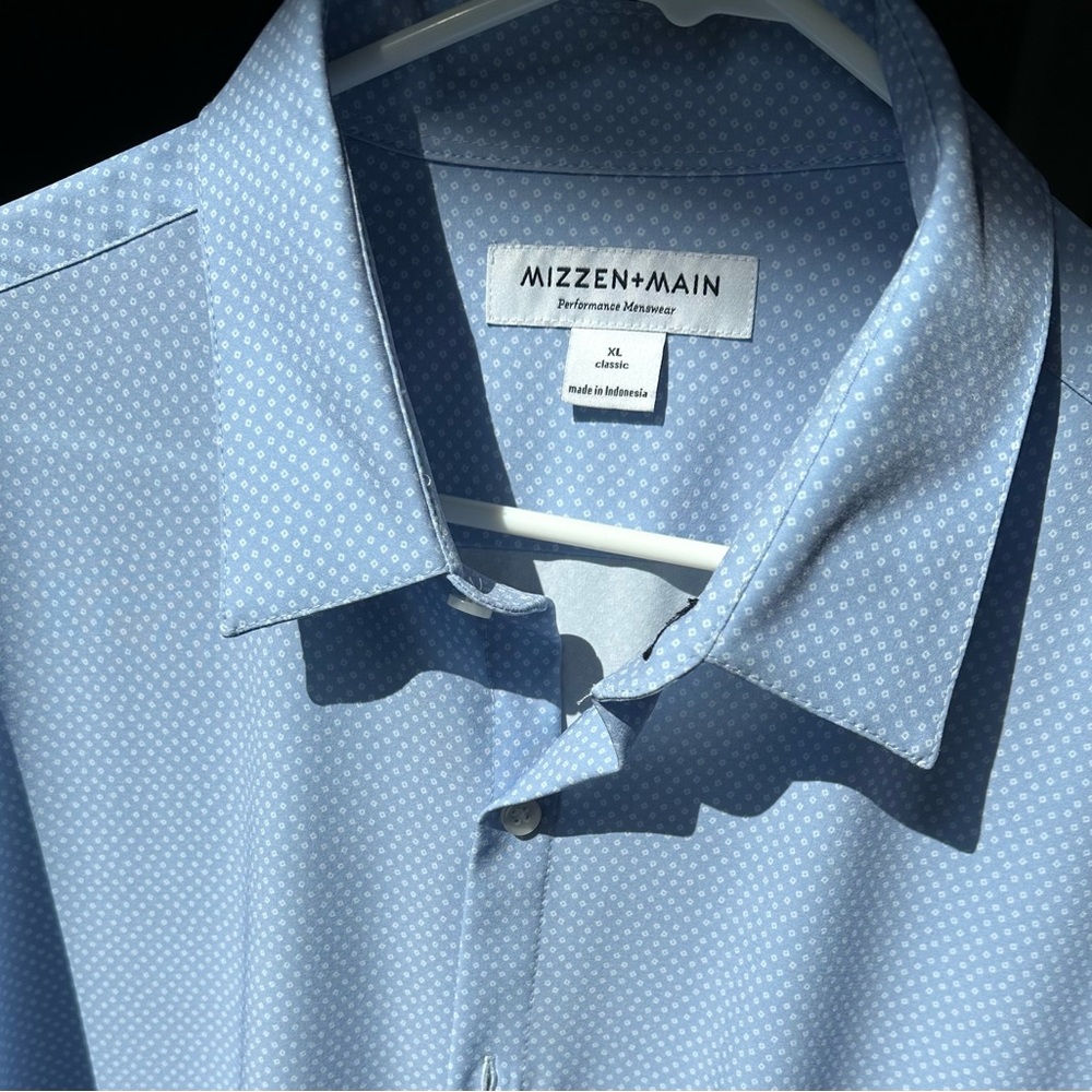Mizzen and Main Dress Shirt Size XL